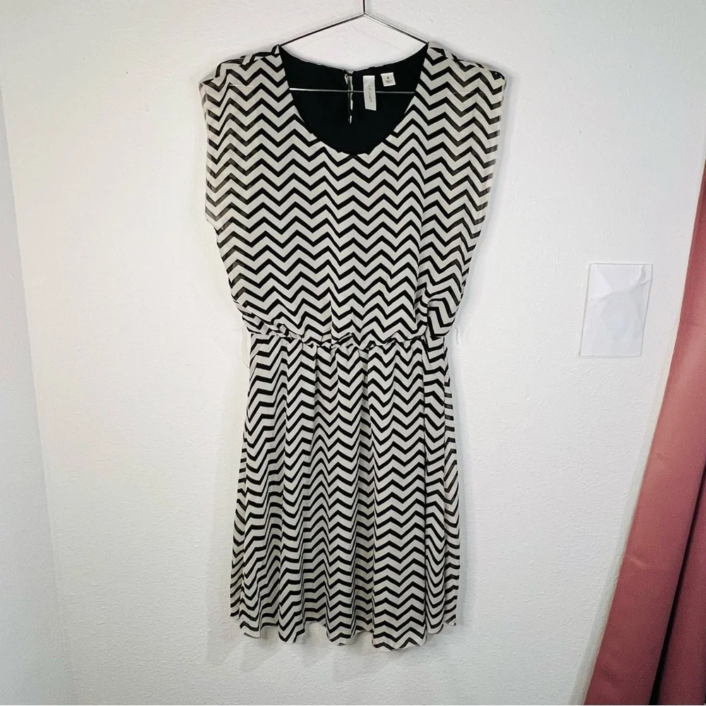 Tacera Short Sleeve Mesh Stripe Dress Work to Weekend Minimalist Size Small